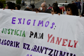 Concentración reclamando justicia por el crimen, al día siguiente de los hechos.