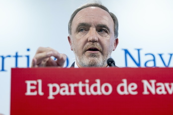 Esparza (UPN) ha interpelado a Irujo por Bixente Nazabal y ha cargado contra Gimeno por José Javier Osés.