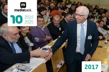 Le maire de Bayonne Jean-René Etchegaray a été élu, sans surprise, président de la Communauté d'agglomération Pays Basque.