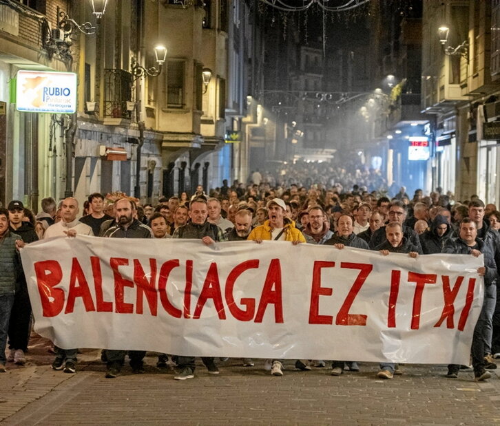 Balenciagako langileek egindako manifestazioa.