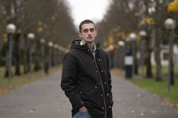 Xabier Tirapu ha dedicado su tesis doctoral a la precariedad en la juventud de Nafarroa.