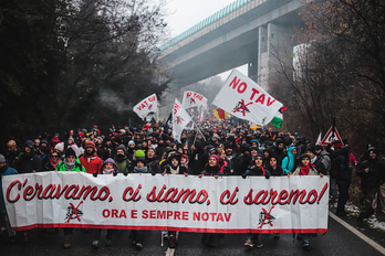 Movilización del movimiento contra el TAV en el Valle de Susa.