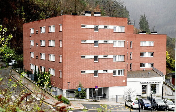Imagen de la residencia Abeletxe, en Ermua.