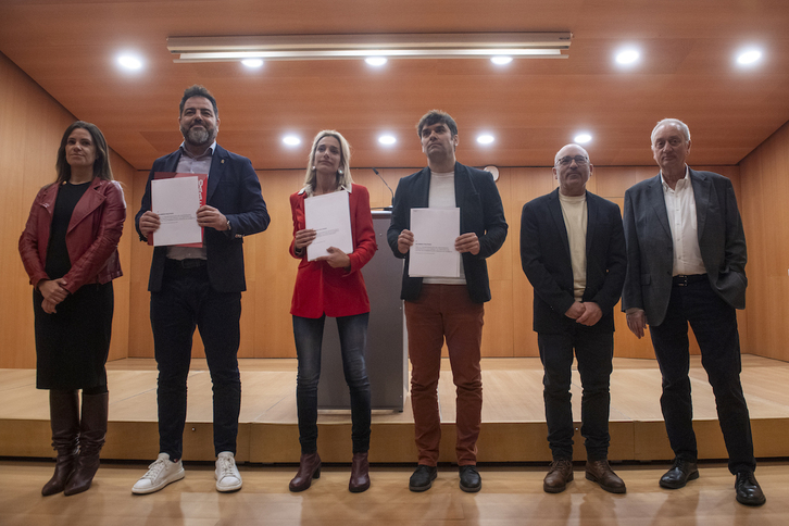 Imagen de la presentación del acuerdo políticos sobre el Monumentos a los Caídos.