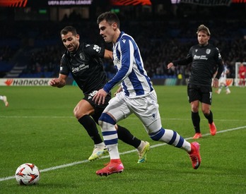La agresión tuvo lugar tras el partido disputado por la Real y el PAOK en Donostia.