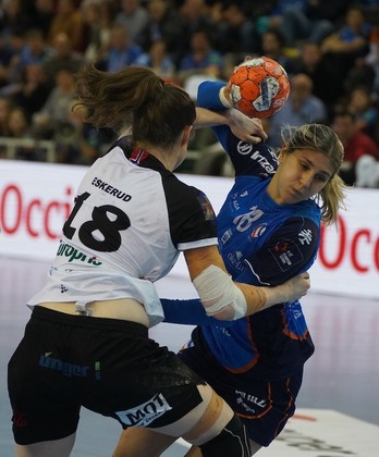 Elke Karsten, autora de diez goles en el triunfo de Bera Bera en Valladolid.