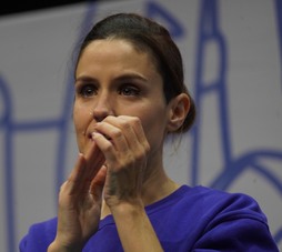 Alaia Martin Gipuzkoako Bertsolari Txapelketaren irabazlea da gonbidatuetako bat. 