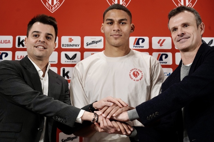 Jon Uriarte y Mikel González también han presentado a Sannadi.