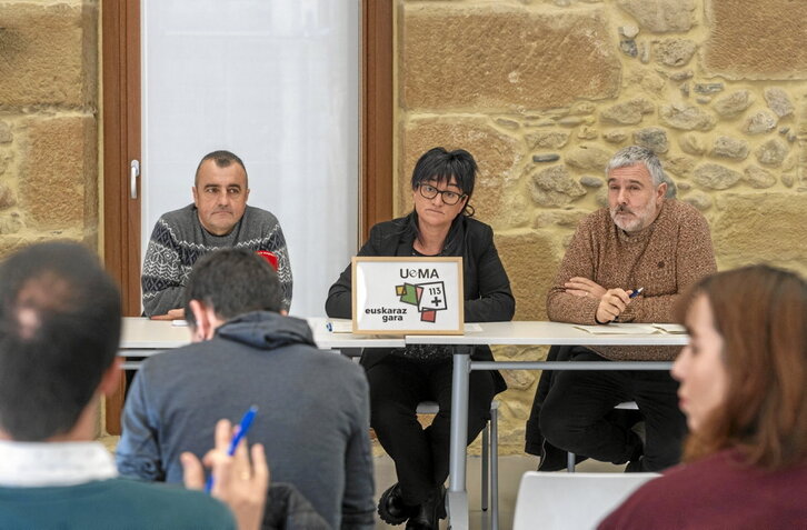 Agurtzane Solaberrieta eta Xabier Urdangarin alkateak, Martin Aramendi UEMAko lehendakariarekin.
