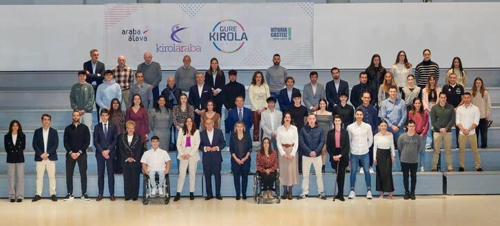 Varios de los galardonados de la 'Gure Kirola Sariak' celebrada en Gasteiz.