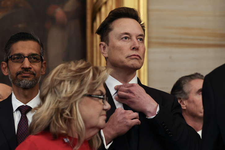 Elon Musk, Donald Trumpen inbestiduran, Kapitolioan.