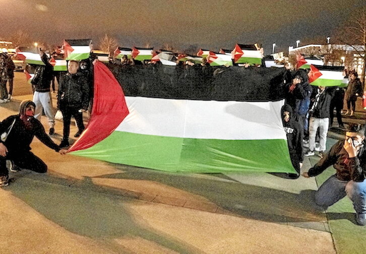 Palestinar erresistentziaren aldeko aldarria oinarri, iaz ere manifestazioa egin zen Maccabi Gasteiza etorri zenean. Aurten, berriz, Israelekin harreman mota oro eteteko eskatuko dute.