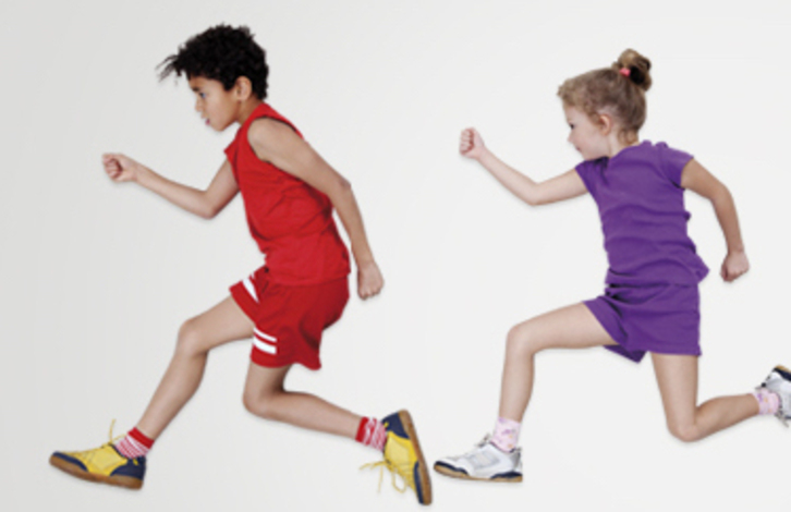 Cartel de Eskola Kirola en su 25 aniversario, en 2015.