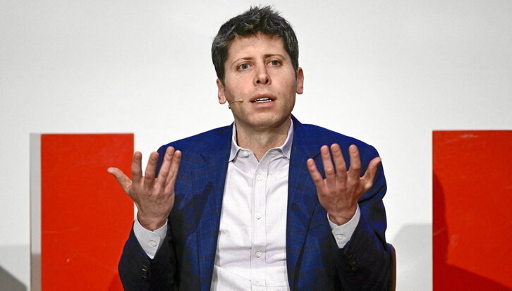 Sam Altman, director ejecutivo de OpenAI, durante una conferencia ofrecida ayer en Berlín.