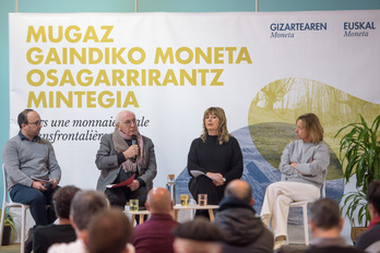 La jornada ‘Hacia una moneda local transfronteriza’ se ha celebrado en Baigorri y han acudido representantes institucionales. 