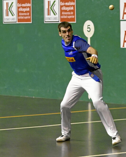 Ezkurdiak hamaika tanto eginda bukatu zuen partida erabakigarria.