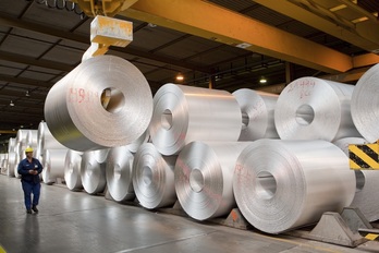 Planta de aluminio de una de las empresas reunidas en Aselam.