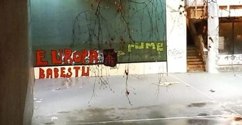 Irungo Landetxako frontoiko margoketa bat