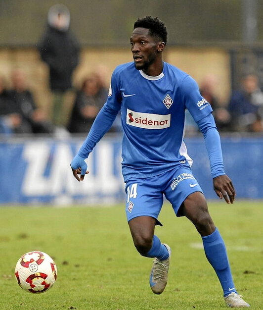 El jugador del Amorebieta Nassourou Ben Hamed.