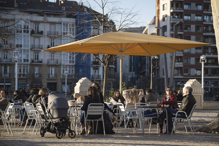 Bilboko terraza baten artxiboko irudia.
