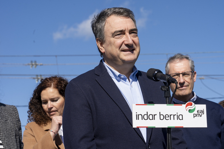 Aitor Esteban, en un acto electoral del PNV en Irun en marzo de 2024.