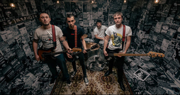 The Lio taldeko kideak ‘Betirako Agur’ bideokliparen grabaketan.