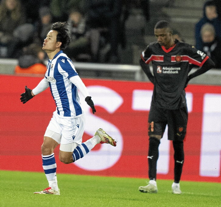 Take Kubo celebra su golazo frente al Midtjylland.