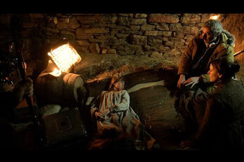 Igor Legarreta, Itziar Ituño y Haizea Carneros, durante el rodaje de 'Ilargi guztiak' 