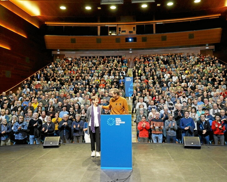 Larunbateko ekitaldia, Donostiako Kursaalen.