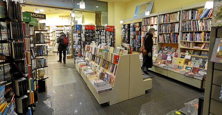 Donostiako Hontza liburudenda.