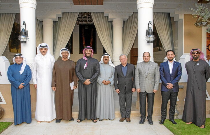 Imagen de grupo de los participantes en el encuentro de Riad.