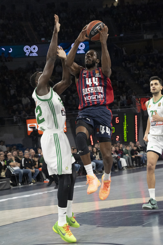 Peligra la presencia de Kamar Baldwin en los siguientes encuentros de Saski Baskonia.