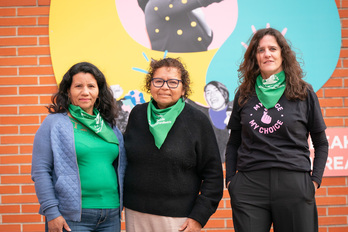 Delmy Cortez, Morena Herrera eta Kika Fumero, Basauriko abortuaren inguruko jardunaldietan.