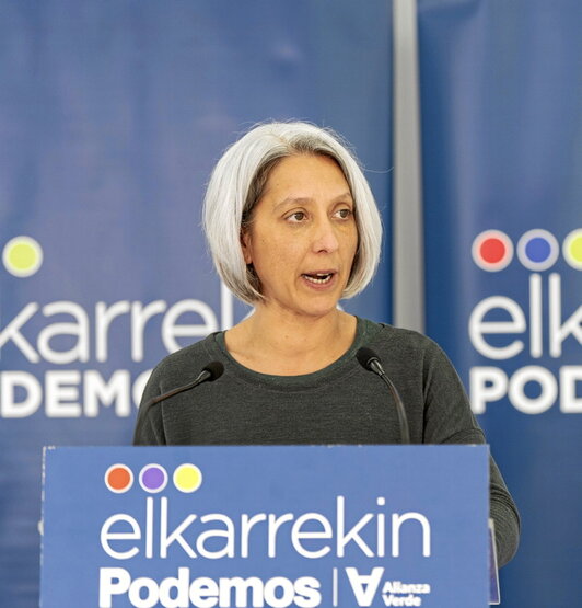 Eneritz de Madariaga expuso la posición de Elkarrekin Podemos ante la reforma.