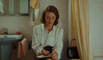 Nuria González es la protagonista de 'Un baño propio'