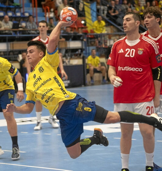 Tao, en Artaleku ante el Benfica.