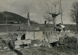 Irudian, latsarria Elorrion, Dokumentategia atalean pilatutako materialaren argazkietako bat. 