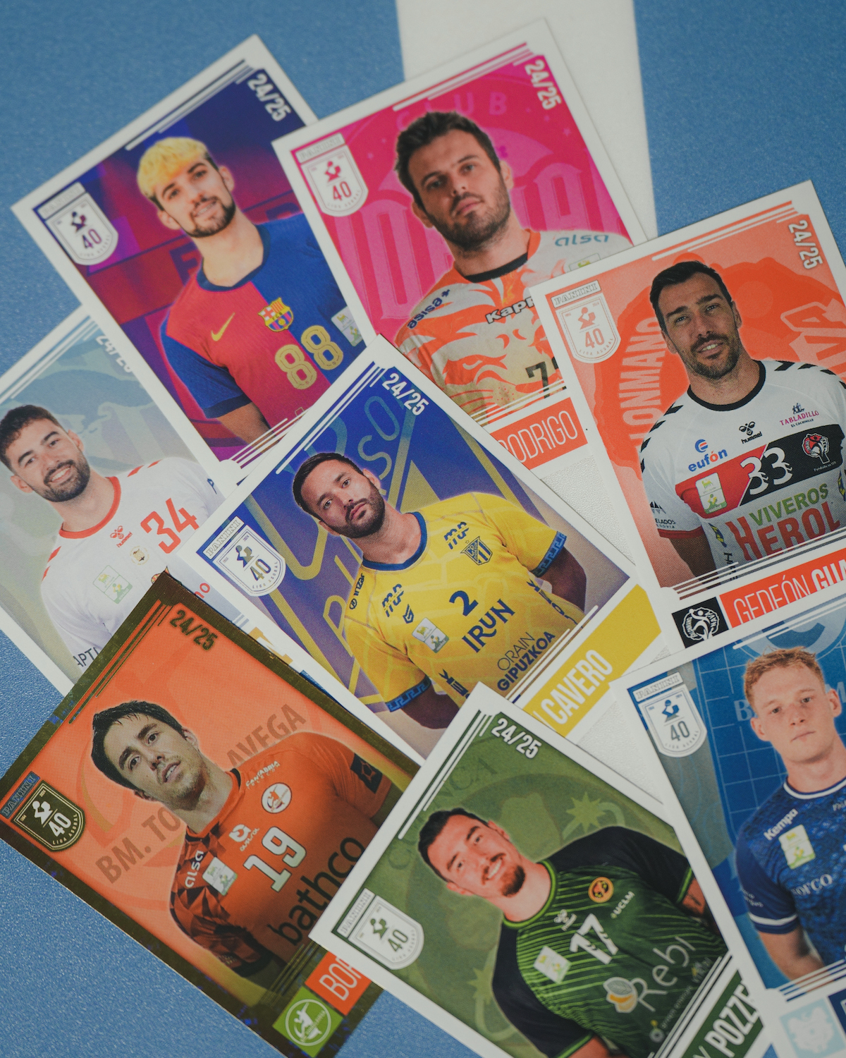 Otra de las imágenes promocionales del album. (LIGA ASOBAL)