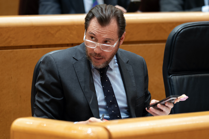 Óscar Puente, en el Pleno del Senado.