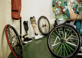 Les roues de fauteuils sont des équipements onéreux.