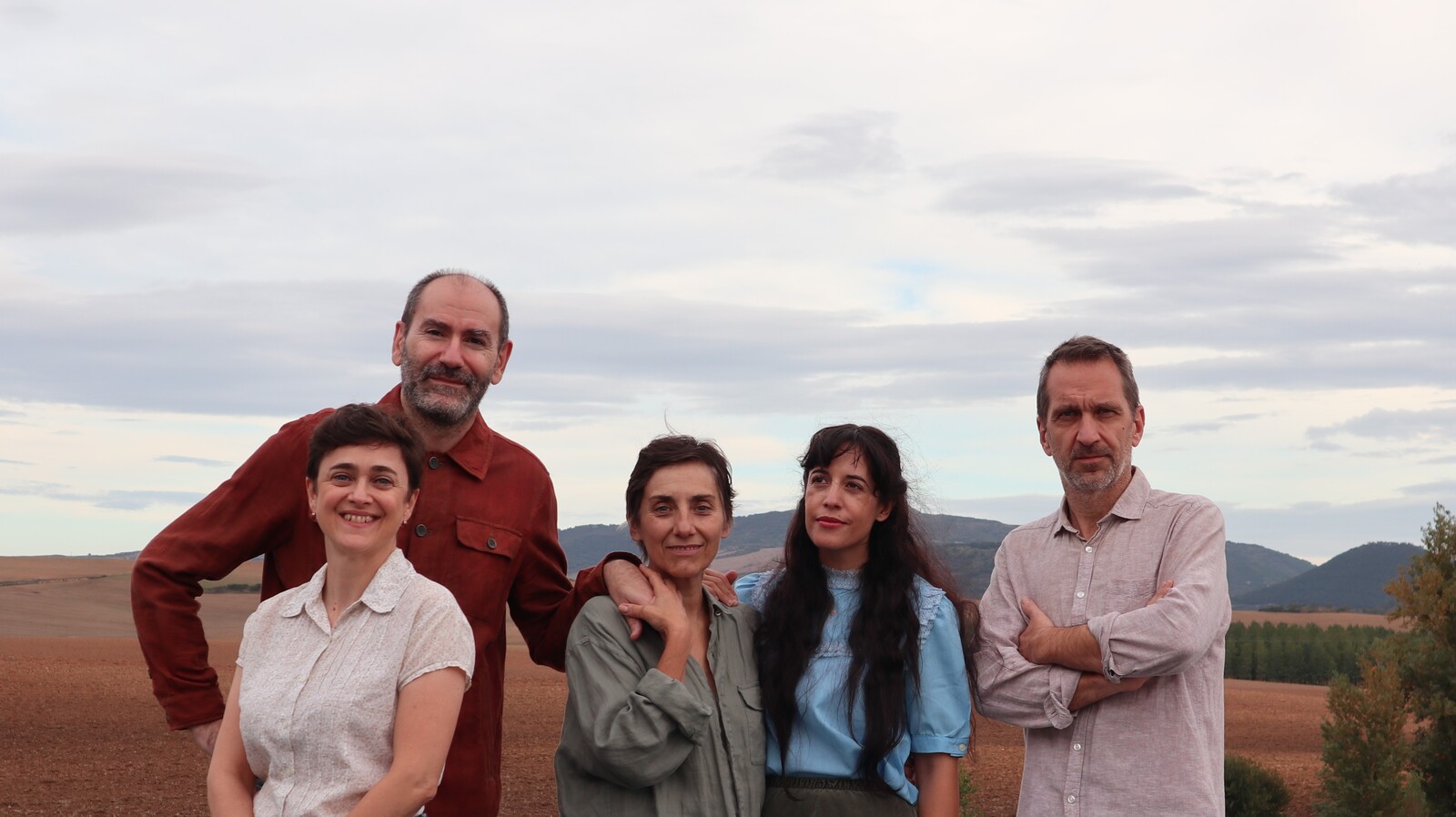 Los integrantes de la compañía navarra.