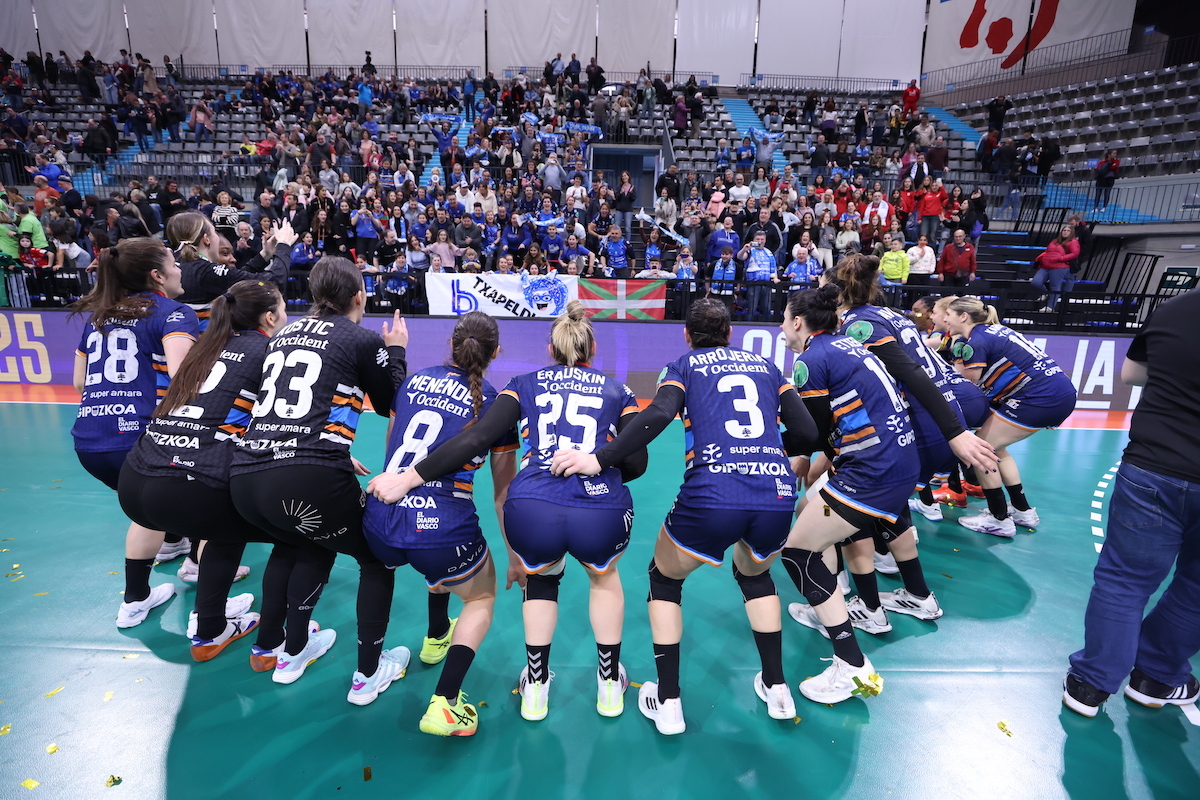 El Bera Bera impone su ley ante el Beti Onak en una final de carácter ...