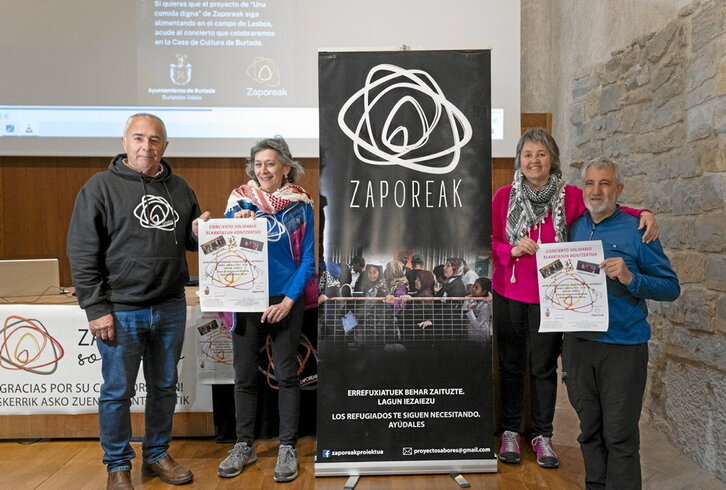 Presentación del concierto de Zaporeak de Burlata, ayer en Iruñea.
