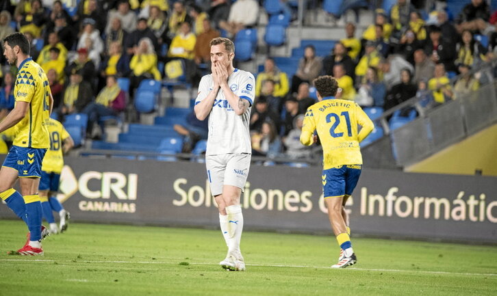 Toni Martinez, aurreko ostiralean Las Palmasen, gol aukera bat huts egin ondoren.