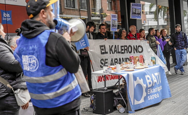 Martxoaren 6an egin zuten protesta, Basaurin.