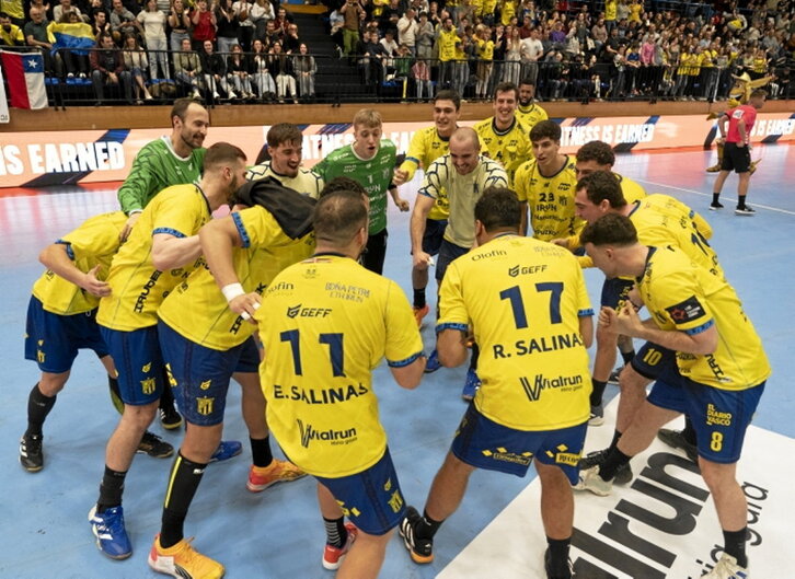 El Bidasoa celebra un triunfo anterior.