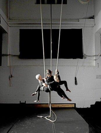 Una de las piezas fotográficas de «Urdir la memoria», de Elssie Ansareo, la exposición que se puede visitar en la galería bilbaina Espacio Marzana hasta mediados de abril.