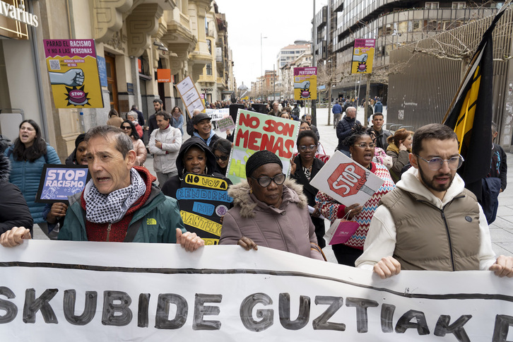 Imagen de la manifestación de este sábado en Iruñea contra el racismo.