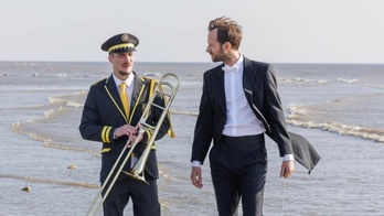 ‘En fanfare’ (‘Por todo lo alto’) filmeko anaiak