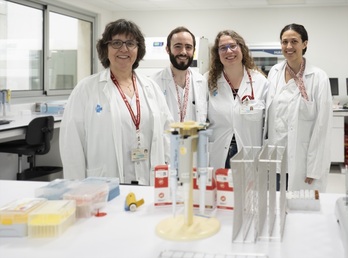 Miembros del equipo investigador del Hospital de Bellvitge y el Idibell.